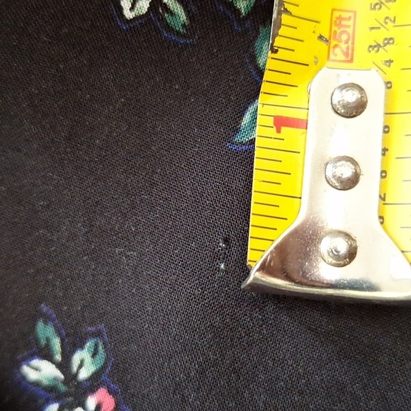 Band of Gypsies Cambridge Black Smocked Blouse Crop Top - Picture 16 of 16